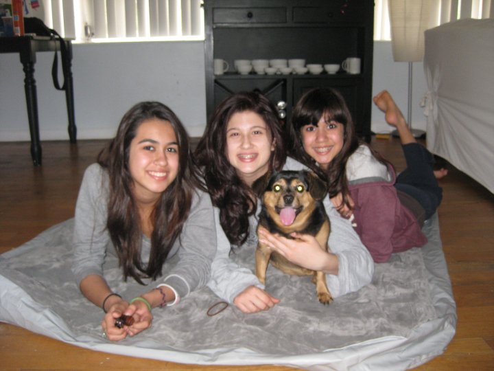 Chuchi and the girls