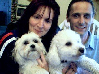 Fritzi (right) with mom & dad and Susie 2002